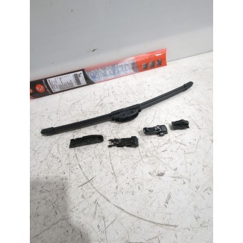 Recambio de escobilla limpia para citroën referencia OEM IAM 1635454880  