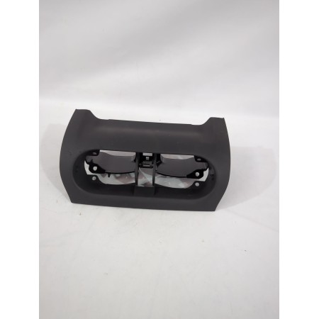 Recambio de moldura para opel referencia OEM IAM 13174176  