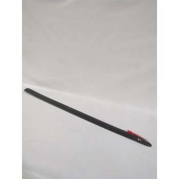 Recambio de moldura para opel referencia OEM IAM 90547385/5171135  