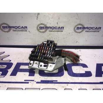 Recambio de caja reles / fusibles para saab 9-3 berlina 2.0 cat referencia OEM IAM 4200572  