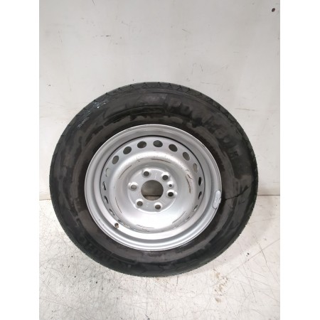 Recambio de rueda repuesto para iveco referencia OEM IAM 5801622004  