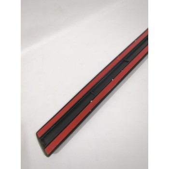Recambio de moldura para opel referencia OEM IAM 90547385/5171135  