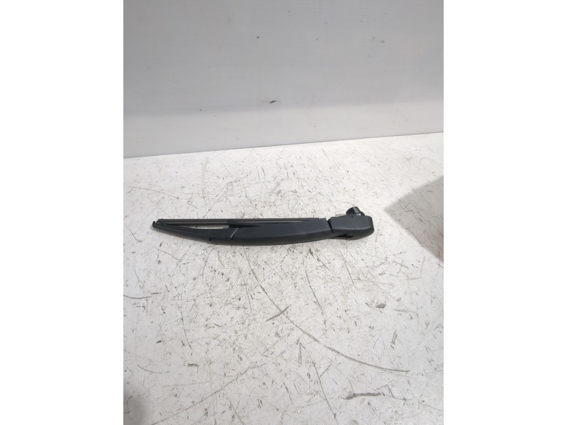 Recambio de brazo limpia trasero para fiat referencia OEM IAM 0052078899  