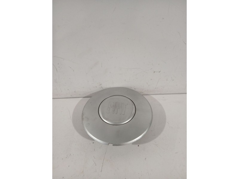 Recambio de tapacubos para fiat referencia OEM IAM 9658036380  