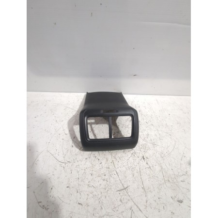 Recambio de moldura para volkswagen referencia OEM IAM 5G0863289  