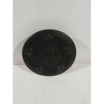 Recambio de tapacubos para peugeot referencia OEM IAM 9677413577  