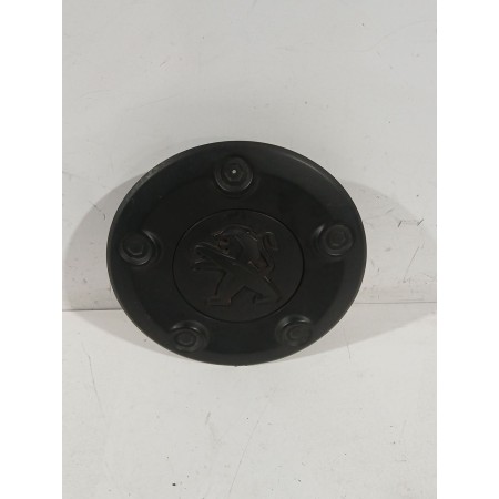 Recambio de tapacubos para peugeot referencia OEM IAM 9677413577  