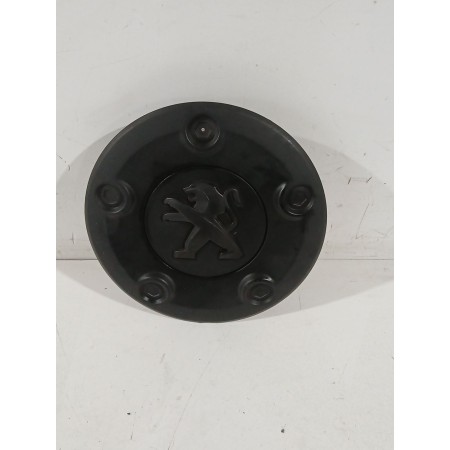 Recambio de tapacubos para peugeot referencia OEM IAM 9677413577  