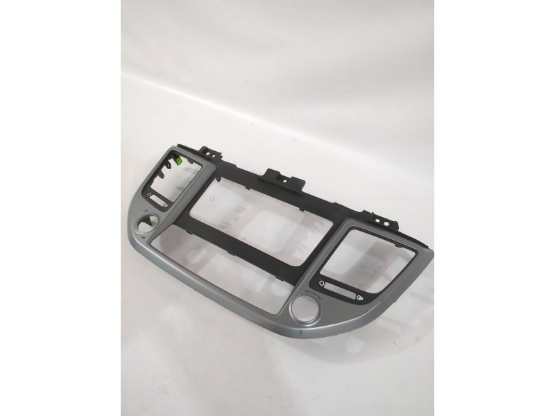 Recambio de moldura para » otros... modelos referencia OEM IAM 84740D7200  