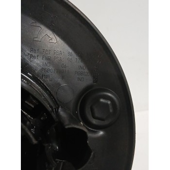 Recambio de tapacubos para peugeot referencia OEM IAM 9677413577  