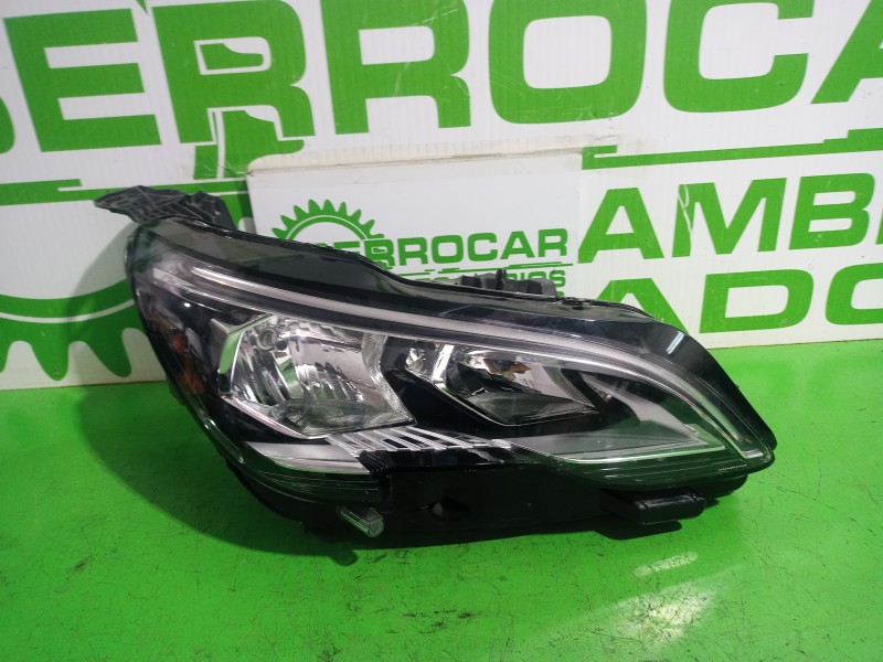 Recambio de faro derecho para » otros... modelos referencia OEM IAM 90094693  