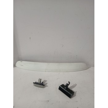 Recambio de molduras para  referencia OEM IAM 90810 / 5517U100  