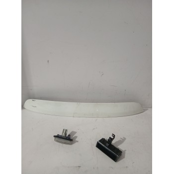 Recambio de molduras para  referencia OEM IAM 90810 / 5517U100  