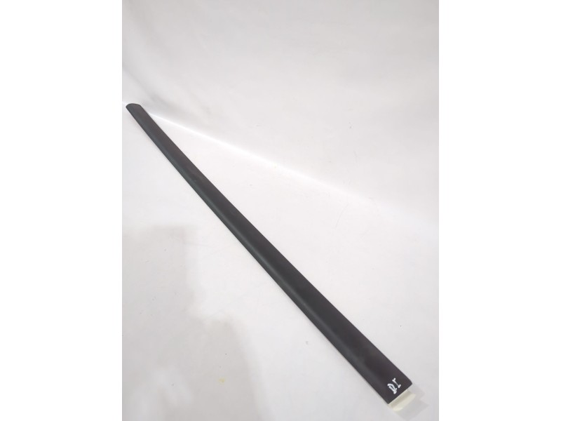 Recambio de moldura para opel referencia OEM IAM 90544126/5171518  