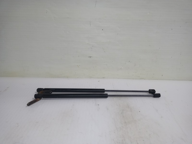 Recambio de amortiguadores maletero / porton para nissan micra (k12e) acenta referencia OEM IAM 90450AX60A  