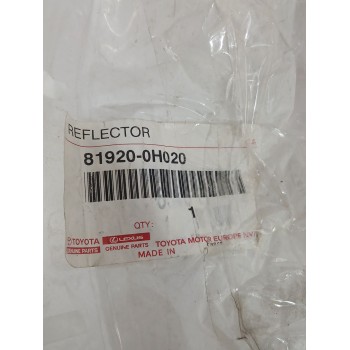 Recambio de reflector trasero para toyota referencia OEM IAM 819200H020  