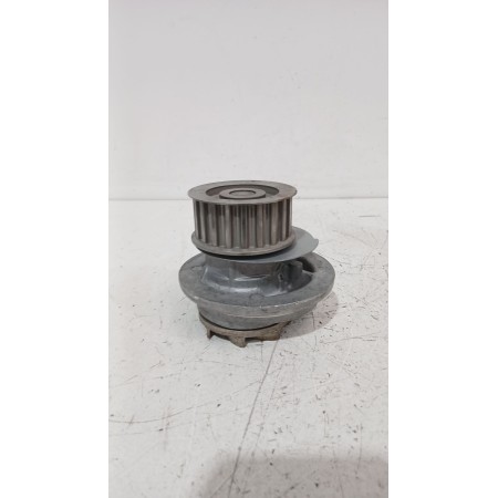 Recambio de bomba agua para opel referencia OEM IAM 90295078  