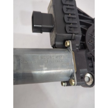 Recambio de motor elevalunas delantero izquierdo para opel referencia OEM IAM 90560431  