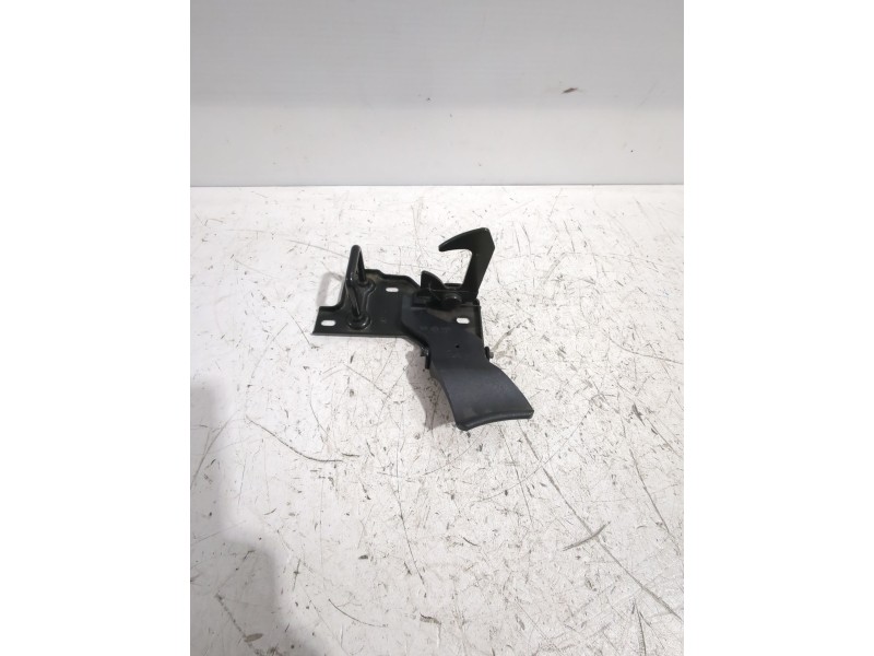 Recambio de cerradura capo para skoda referencia OEM IAM 5J0823480  