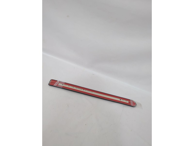 Recambio de moldura para opel referencia OEM IAM 9227277  