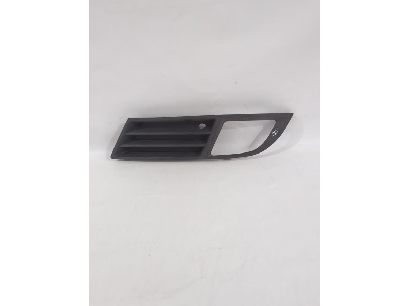 Recambio de rejilla paragolpes izquierda para opel referencia OEM IAM 13205879/13182918/551004542  
