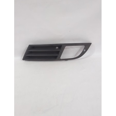 Recambio de rejilla paragolpes izquierda para opel referencia OEM IAM 13205879/13182918/551004542  