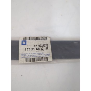 Recambio de moldura para opel referencia OEM IAM 9227277  