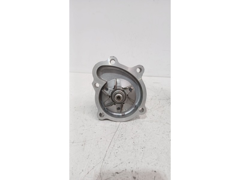 Recambio de bomba agua para opel referencia OEM IAM 97110387  