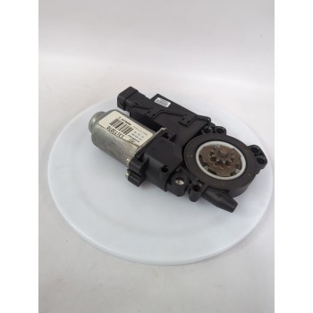 Recambio de motor elevalunas delantero derecho para opel referencia OEM IAM 13173070/400639E  