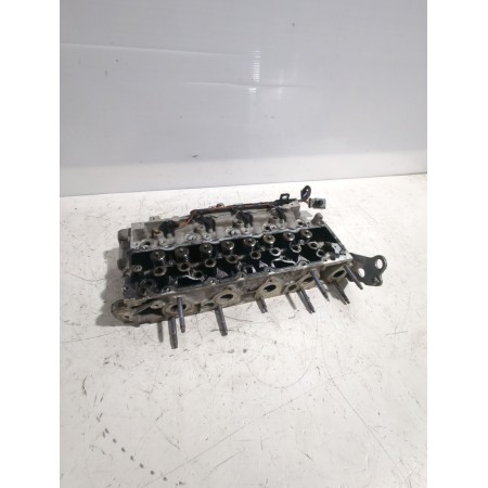 Recambio de culata para peugeot referencia OEM IAM 9684487210  