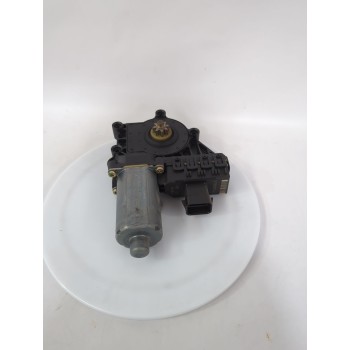 Recambio de motor elevalunas delantero izquierdo para opel referencia OEM IAM 90560431  