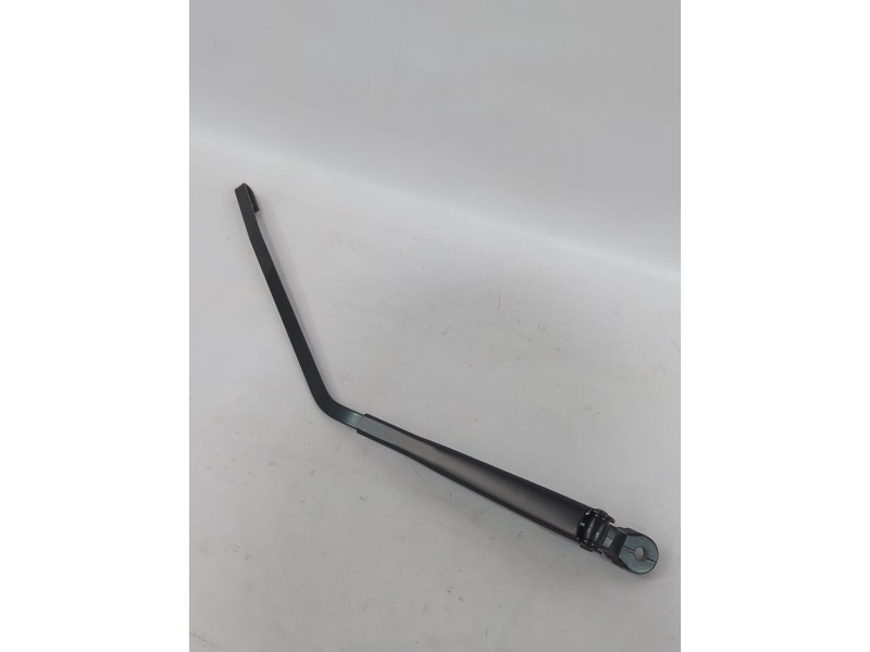 Recambio de brazo limpia trasero para opel referencia OEM IAM 90386317  