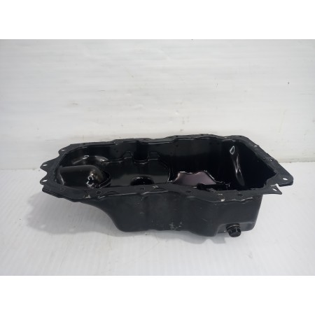 Recambio de carter para kia sportage (nq5) drive referencia OEM IAM 215102M800  