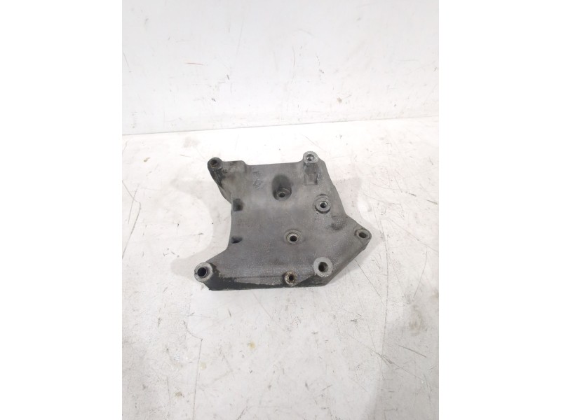 Recambio de soporte motor para mercedes-benz referencia OEM IAM R6052340239  