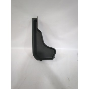 Recambio de moldura para opel referencia OEM IAM 90387721  