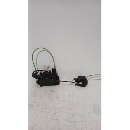 Recambio de cerradura puerta delantera izquierda para lancia musa (350_) 1.4 (350.axf1a) referencia OEM IAM 71751157  