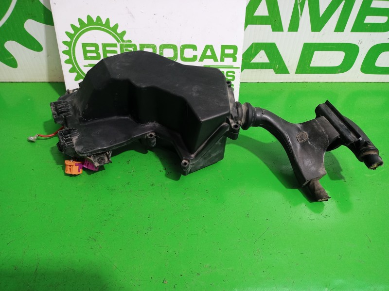 Recambio de caja reles / fusibles para audi a6 berlina (4f2) 2.4 referencia OEM IAM 4F1937503A  