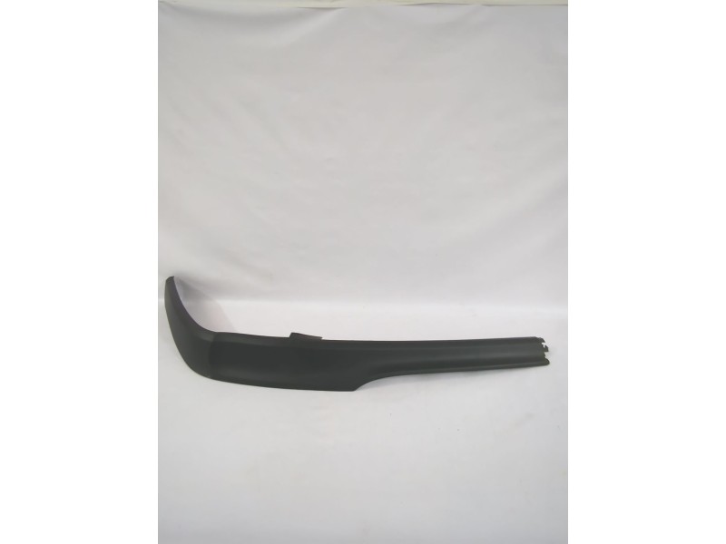 Recambio de moldura para opel referencia OEM IAM 13115110/13106650/551004542  