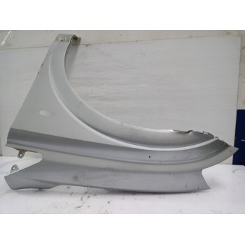 Recambio de aleta delantera izquierda para ssangyong kyron 2.0 xdi referencia OEM IAM 5181108C00  