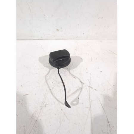 Recambio de tapon combustible para opel referencia OEM IAM 13140958  