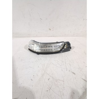 Recambio de piloto intermitente izquierdo para toyota referencia OEM IAM 8174005050A6A10  