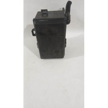 CAJA RELES / FUSIBLES 90589965/90560119 