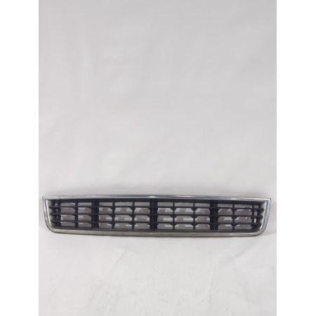 Recambio de rejilla paragolpes central para audi a4 b6 (8e2) 2.0 referencia OEM IAM 8E080764701C  