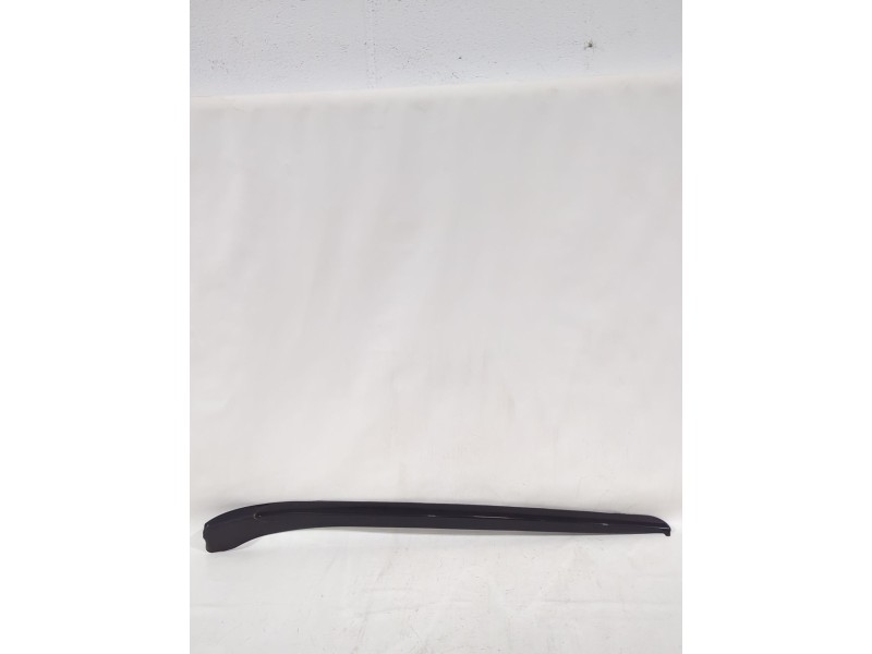Recambio de moldura para peugeot 508 i (8d_) 2.0 bluehdi 150 referencia OEM IAM 70540YX7  