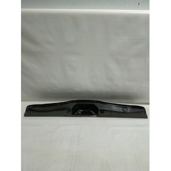 Recambio de revestimiento faldon trasero para renault referencia OEM IAM 791023209R  