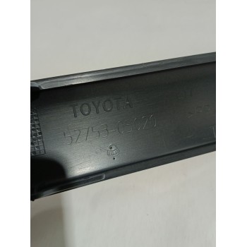 Recambio de moldura para toyota referencia OEM IAM 5275305020  