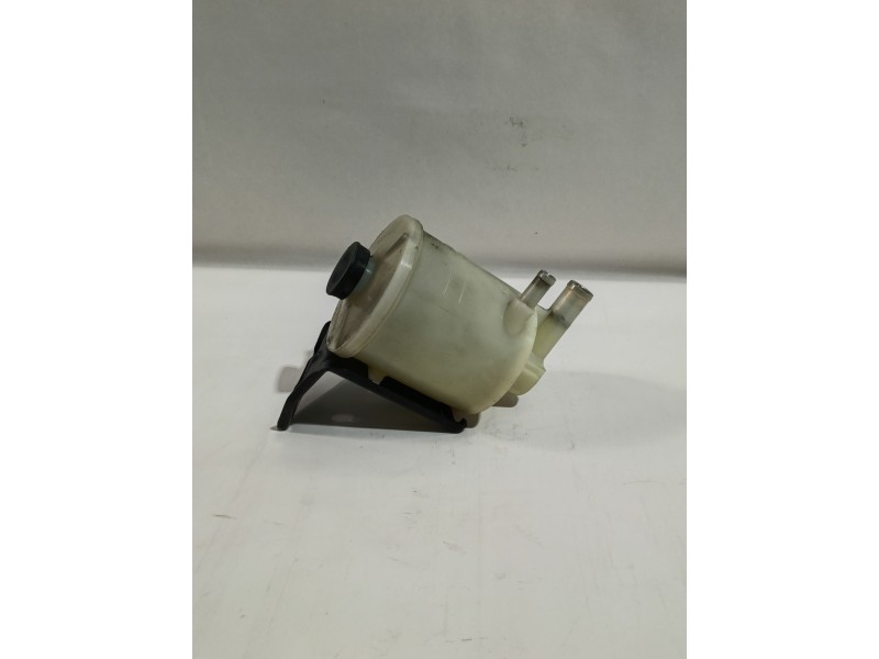 Recambio de deposito servo para rover 400 ii hatchback (rt) 414 si referencia OEM IAM QFX100141  