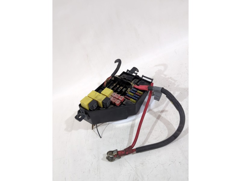 Recambio de caja reles / fusibles para rover 400 ii hatchback (rt) 414 si referencia OEM IAM YQE103210  