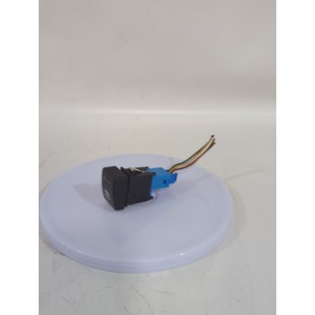 Recambio de interruptor para rover 400 ii hatchback (rt) 414 si referencia OEM IAM YUG001040PMP  