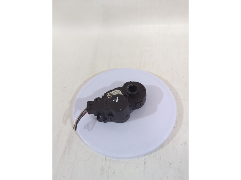 Recambio de motor apertura trampilla para peugeot 508 i (8d_) 2.0 bluehdi 150 referencia OEM IAM 281117FC/T32088BA  